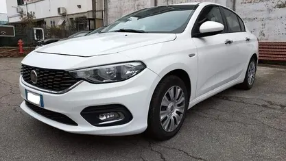 Bianco Usata 2016 Fiat Tipo Lounge Tre volumi | 5499 € (Super prezzo)