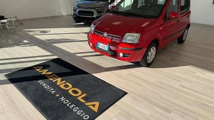 Usata Fiat Panda Emotion 75 CV (55 kW) 2011 Rosso Berlina