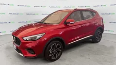 Rosso Nuova 2025 MG ZS Luxury Tre volumi | 18.400 € (Buon prezzo)