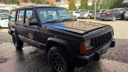 Usata Jeep Cherokee 80 CV (58 kW) 1988 SUV