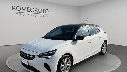 Usata Opel Corsa Elegance 102 CV (75 kW) 2022 Bianco pastello Utilitaria