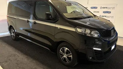 Usata Fiat Scudo 145 CV (106 kW) 2022 Nero pastello Furgone