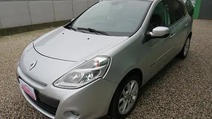 Usata 2010 Renault Clio GrandTour Luxe Station wagon | 5700 € (Buon prezzo)