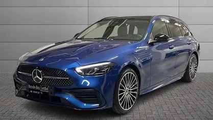 Blu Usata 2023 Mercedes C300 AMG Line Premium Plus Station wagon | 46.300 € (Buon prezzo)