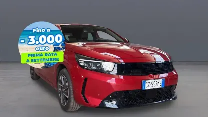 Usata Opel Corsa S 101 CV (74 kW) 2025 Kardio red Utilitaria