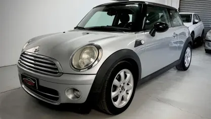 Usata Mini Cooper D 109 CV (80 kW) 2009 Grigio Utilitaria