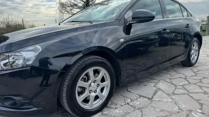 Usata Chevrolet Cruze LT 163 CV (119 kW) 2012 Nero Berlina