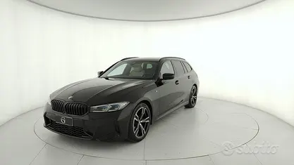 Usata BMW 320e M Sport 190 CV (139 kW) 2023 Nero Station wagon