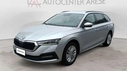 Usata Skoda Octavia Executive 150 CV (110 kW) 2021 Grigio Station wagon