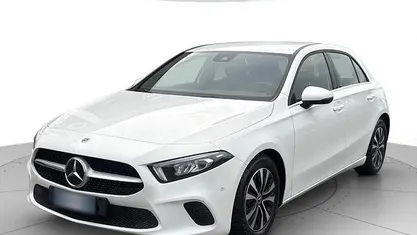 Usata Mercedes A180 Business 116 CV (85 kW) 2021 Bianco Berlina