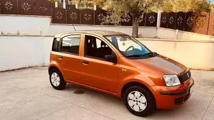 Usata Fiat Panda 54 CV (39 kW) 2007 Arancione Utilitaria