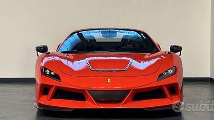 Usata Ferrari F8 819 CV (602 kW) 2021 Rosso Cabrio