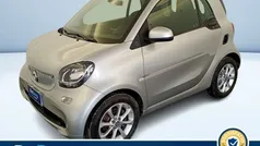 Argento metallizzato Usata 2019 Smart ForTwo Electric Drive Passion Tre volumi | 13.000 € (Buon prezzo)