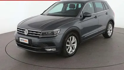 Usado VW Tiguan Executive 150 CV (110 kW) 2017 Gris SUV