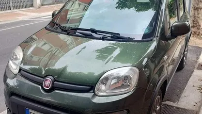 Verde Usata 2016 Fiat Panda Trekking Tre volumi | 5800 € (Buon prezzo)