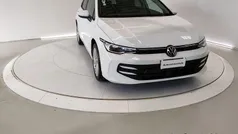 Usata 2025 VW Golf VIII Tre volumi | 32.750 € (Buon prezzo)