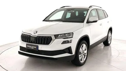 Usata 2025 Skoda Karoq Executive SUV | 25.800 € (Buon prezzo)