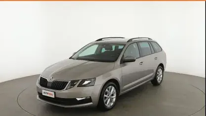 Usata Skoda Octavia Executive 116 CV (85 kW) 2018 Grigio Station wagon