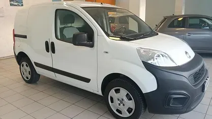 Usata Fiat Fiorino 77 CV (56 kW) 2018 Monovolume