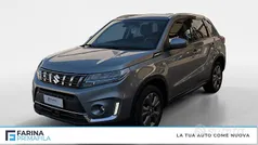 Grigio londra Usata 2022 Suzuki Vitara Cool SUV | 19.400 € (Ottimo prezzo)