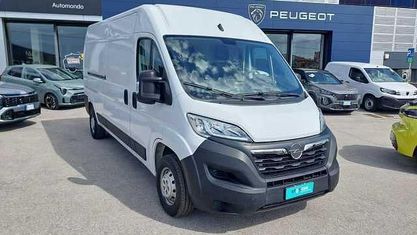 Begagnad Opel Movano S 140 HK (102 kW) 2024 Vit Van