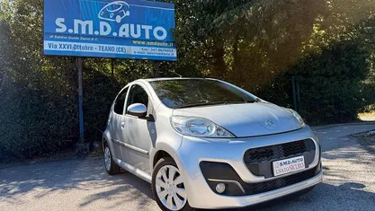 Usata Peugeot 107 Active 68 CV (50 kW) 2014 Argento(met.) Utilitaria