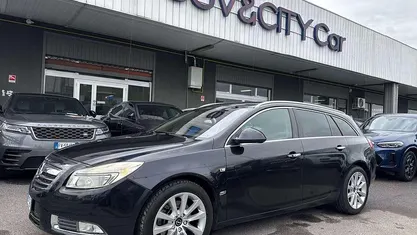 Usata Opel Insignia Cosmo 160 CV (117 kW) 2010 Nero Station wagon