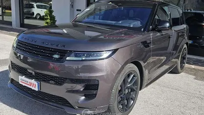 Usata Land Rover Range Rover Sport Autobiography 351 CV (258 kW) 2023 Charente brown grey SUV
