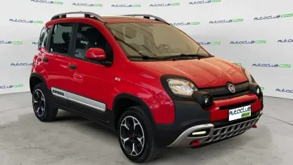 Usata Fiat Panda Cross Cross 86 CV (63 kW) 2021 Rosso Utilitaria
