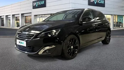 Nero Usata 2016 Peugeot 308 Allure Tre volumi | 11.450 € (Buon prezzo)