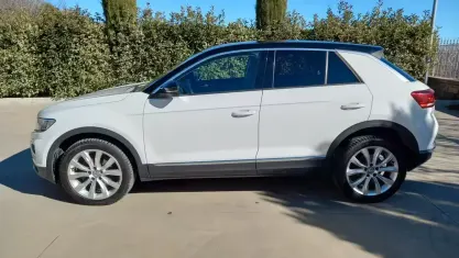 Usado VW T-Roc Business 116 CV (85 kW) 2019 Blanco SUV
