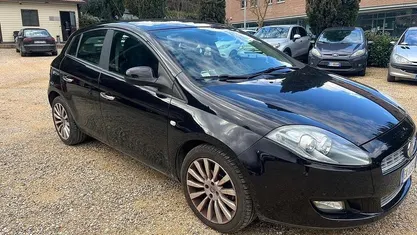 Usata Fiat Bravo 120 CV (88 kW) 2012 Nero Utilitaria