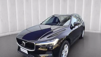 Begagnad Volvo XC60 Core 197 HK (144 kW) 2023 Svart SUV