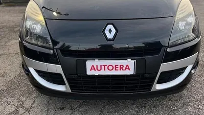 Usata Renault Scénic III Luxe 111 CV (81 kW) 2009 Monovolume