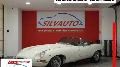 Usata Jaguar E-Type 1960 Bianco Berlina
