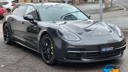 Usata Porsche Panamera 330 CV (242 kW) 2018 Berlina