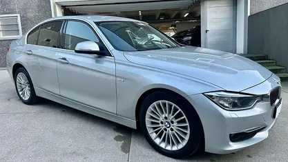 Argento Usata 2014 BMW 320 Luxury Line Tre volumi | 9900 € (Super prezzo)