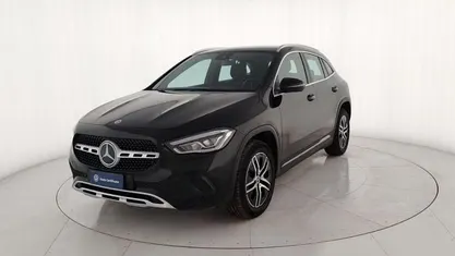 Usata Mercedes GLA180 116 CV (85 kW) 2022 Nero metallizzato SUV