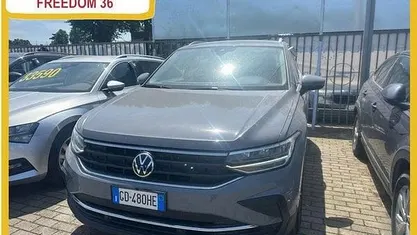 Grigio Usata 2021 VW Tiguan Life SUV | 19.990 € (Super prezzo)