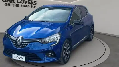 Używany Renault Clio V Techno 145 KM (106 kW) 2023 Niebieski Hatchback