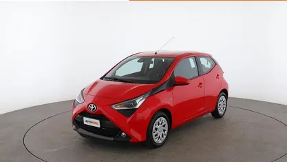 Rosso Usata 2019 Toyota Aygo X-play Due volumi | 13.399 € (Buon prezzo)