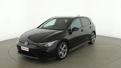 Begagnad VW Golf VIII R-line 131 HK (96 kW) 2022 Svart
