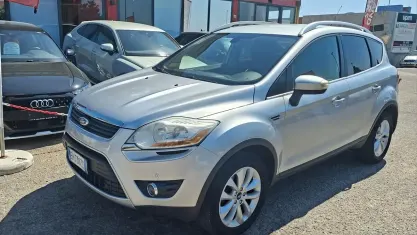 Usata Ford Kuga 163 CV (119 kW) 2011 Grigio SUV