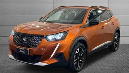 Arancio metallizzato Usata 2023 Peugeot 2008 Allure SUV | 22.900 € (Buon prezzo)