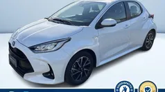 Usata 2021 Toyota Yaris Hybrid Trend Tre volumi | 18.100 € (Buon prezzo)