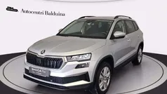Argento met Usata 2024 Skoda Karoq Executive SUV | 25.500 € (Buon prezzo)