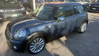 Usata Mini Cooper D 112 CV (82 kW) 2011 Blu Utilitaria
