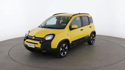 Usata Fiat Panda Cross Cross 69 CV (50 kW) 2024 Giallo Utilitaria
