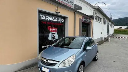 Usata Opel Corsa Club 80 CV (58 kW) 2008 Giallo Berlina