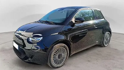Nero Usata 2021 Fiat 500e La Prima Tre volumi | 14.500 € (Buon prezzo)